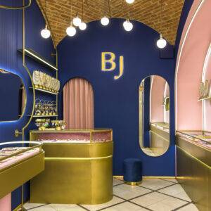 JEWELRY SHOWROOM DESIGN 26 JEWELRY SHOWROOM DESIGN تصميم محلات المجوهرات