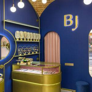 JEWELRY SHOWROOM DESIGN 44 JEWELRY SHOWROOM DESIGN تصميم محلات المجوهرات