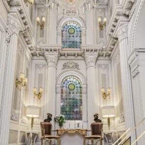 التصميم الداخلي لمدخل الفيلا