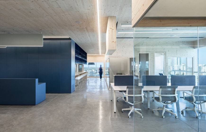 OK Design creates an office in Israel inspired by a ski resort