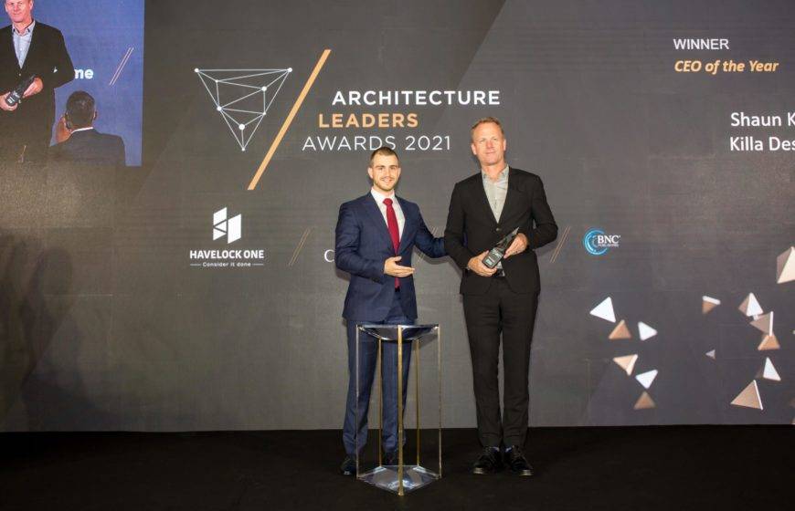 Shaun Killa lifts the CEO of the Year trophy at Architecture Leaders Awards 2021