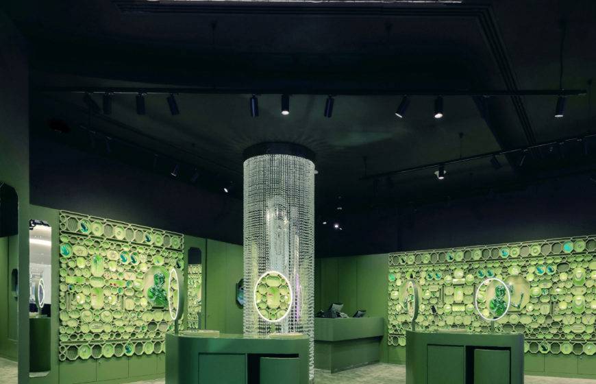 The mesmerising Swarovski Instant Wonder store opens at Mall of the Emirates