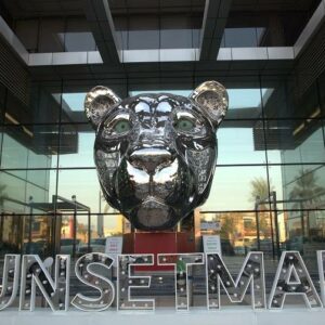 With a weight of 120 tonnes, this sculpture is the largest in the region 19 With a weight of 120 tonnes, this sculpture is the largest in the region