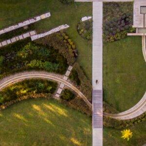 A Contemporary Master of Landscape Design