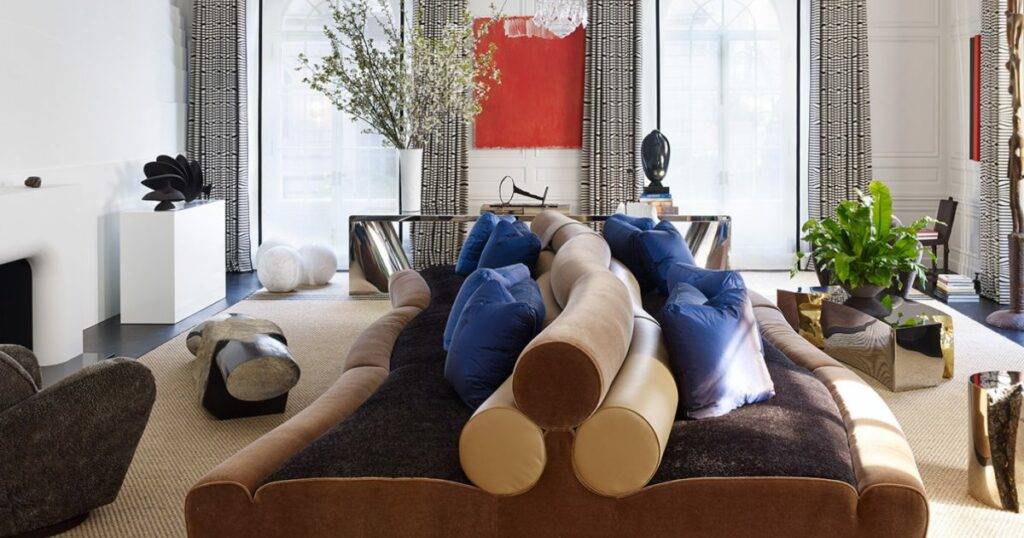 Exuding Refinement and Elegant Simplicity