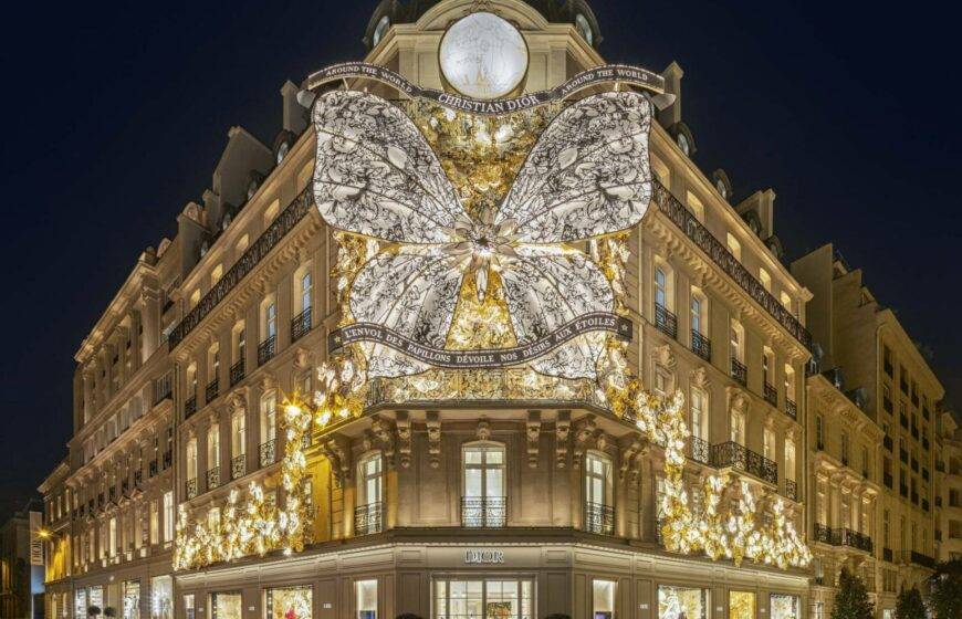 ديور Dior وسلسلة من الديكورات الساحرة لأعياد نهاية السنة