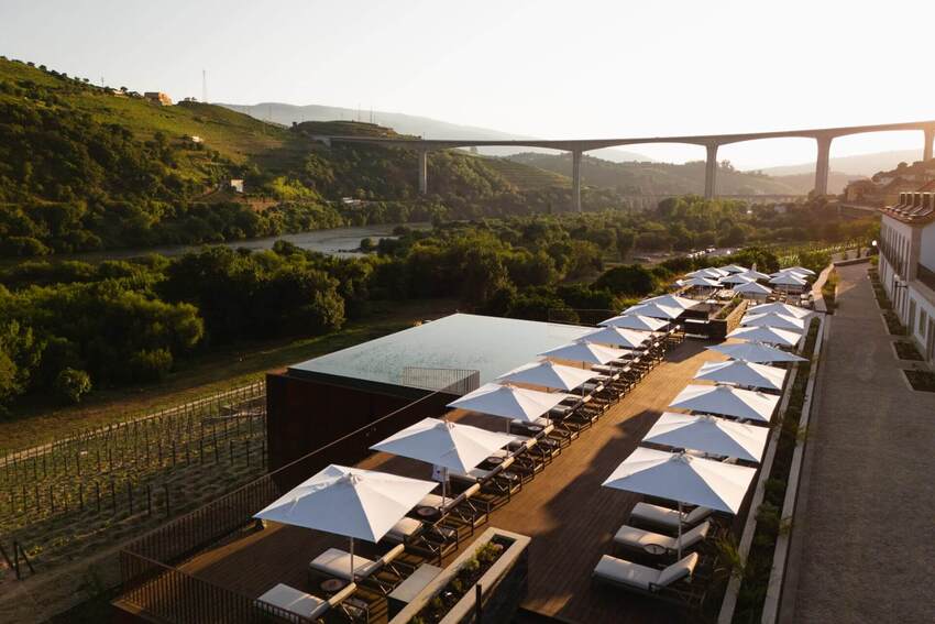Luxury Meets Tradition In The Heart of Douro 5 her3