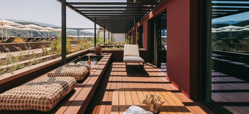 Luxury Meets Tradition In The Heart of Douro 8 ser