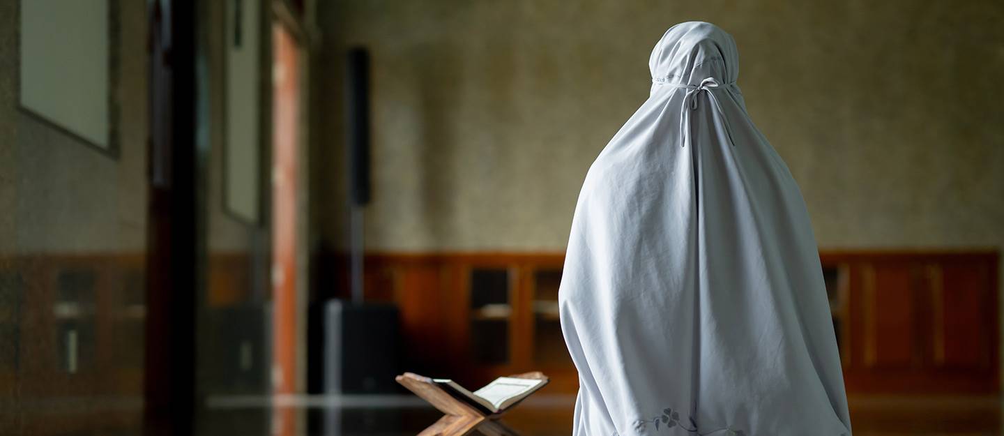 ديكور ركن الصلاة في المنزل