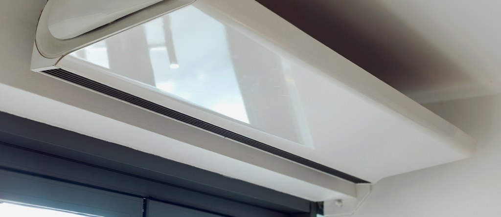 طريقة عمل الستائر الهوائية